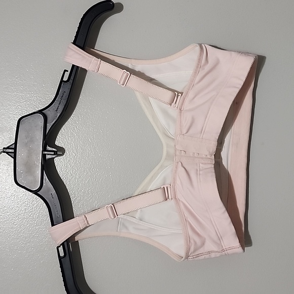 Lululemon TaTa Tamer Sports Bra Pink 32C - Picture 3 of 8